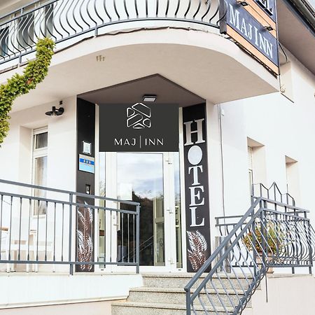 Hotel Maj Inn モラフスケ・トプリツェ エクステリア 写真